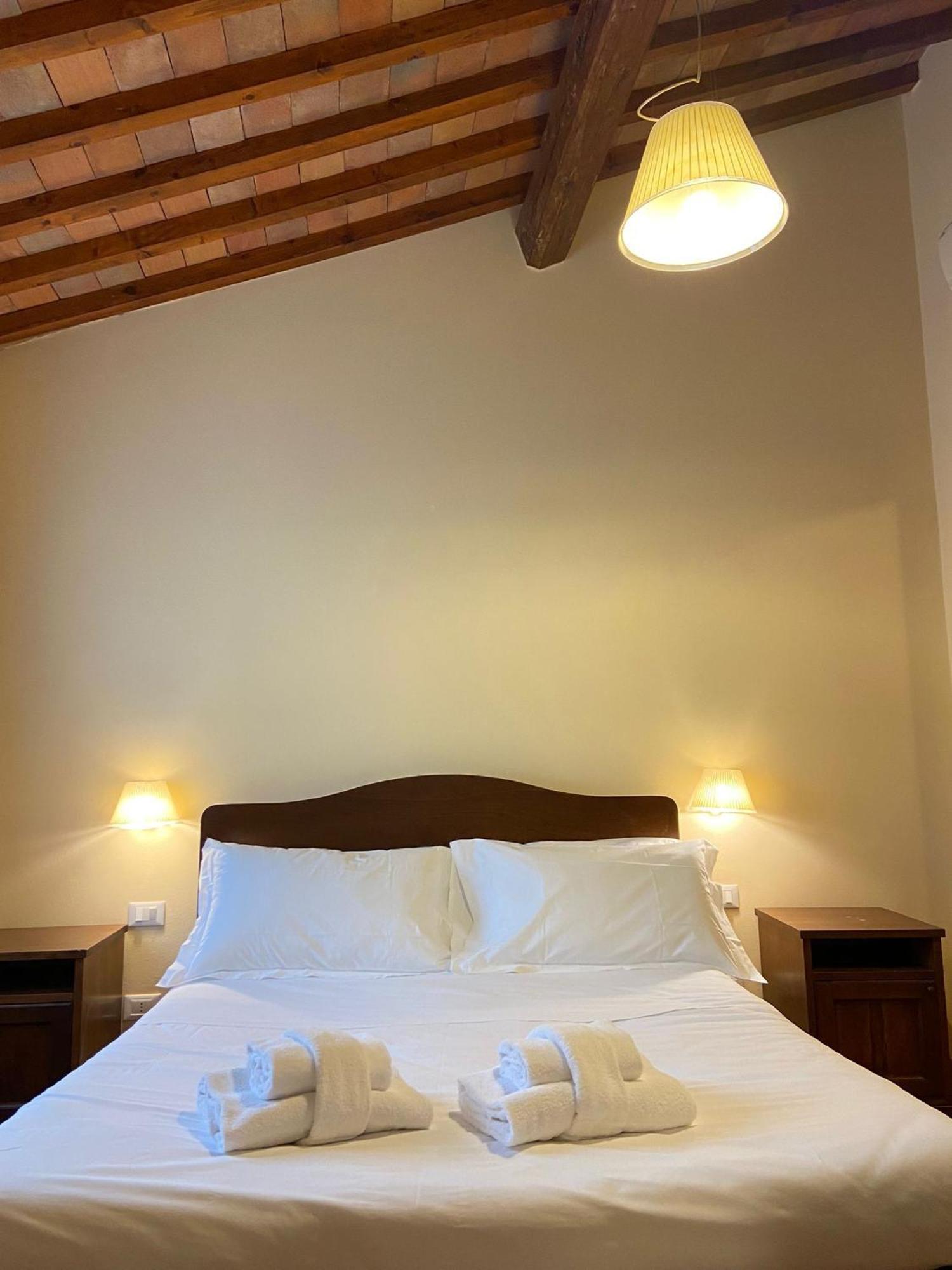 Bed and Breakfast Casale Dei Cento Acri Флоренция Экстерьер фото