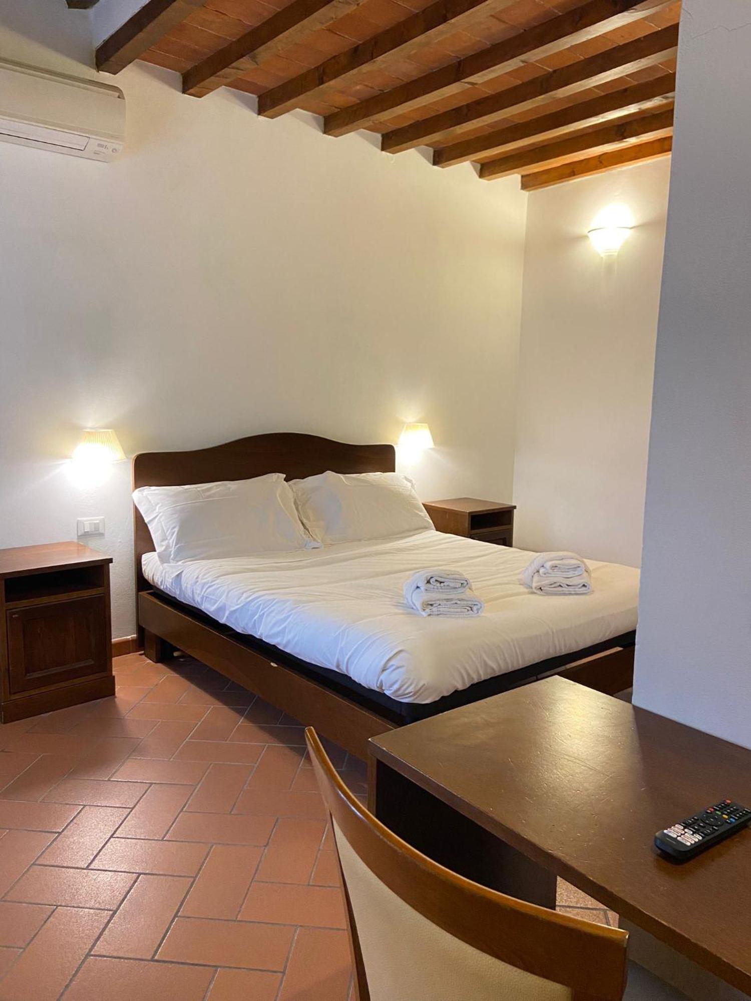 Bed and Breakfast Casale Dei Cento Acri Флоренция Экстерьер фото