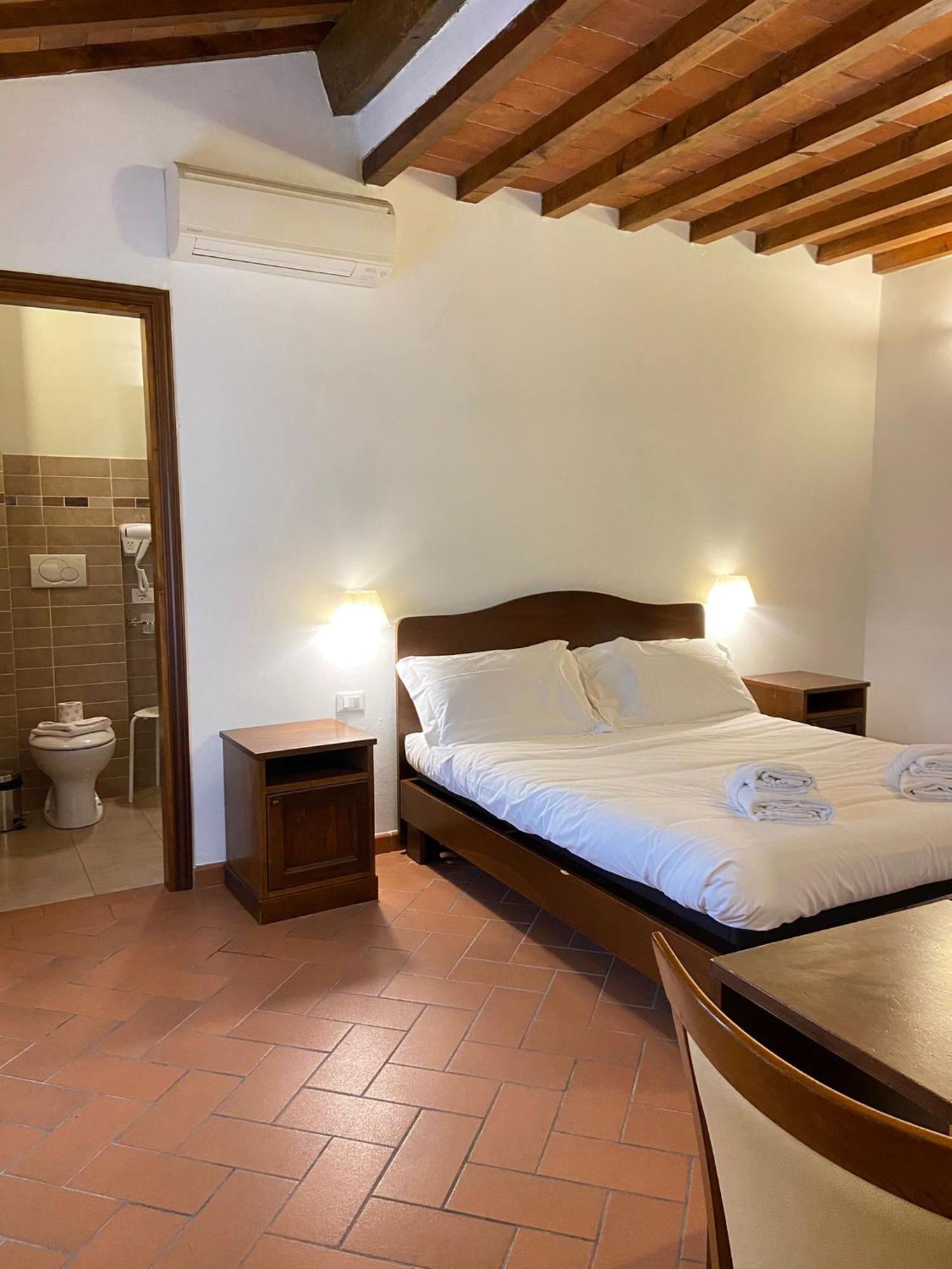 Bed and Breakfast Casale Dei Cento Acri Флоренция Экстерьер фото