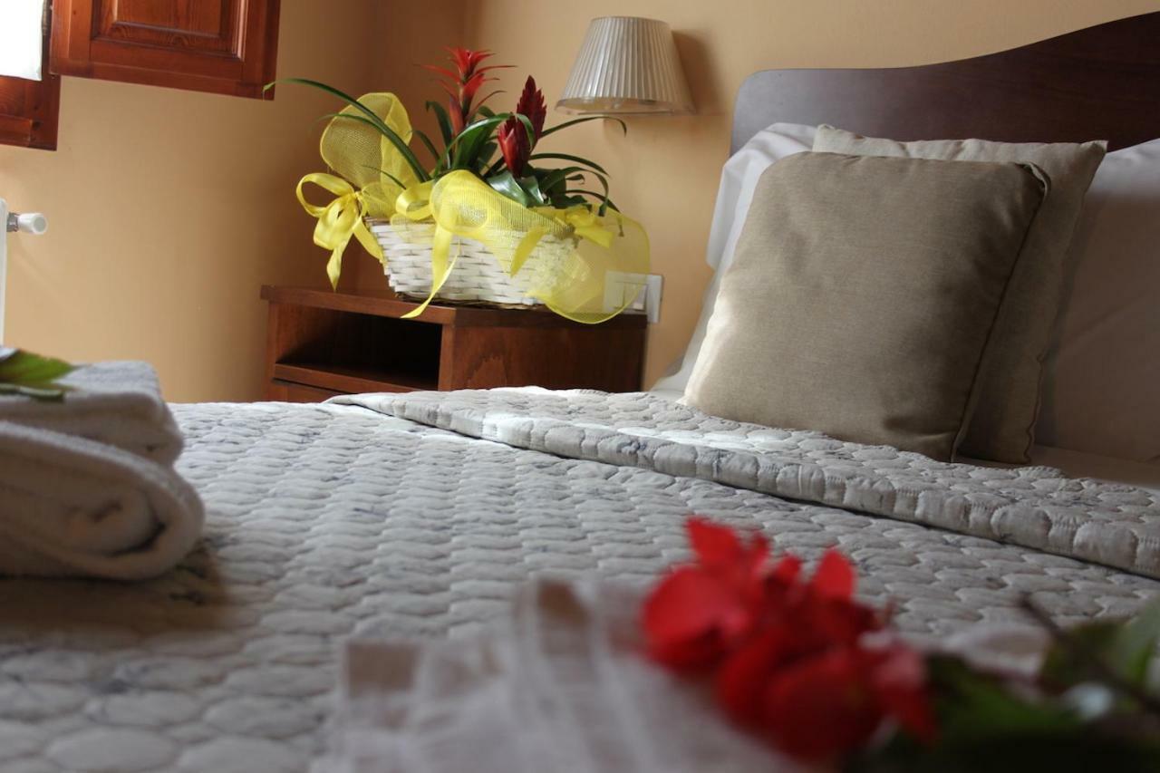 Bed and Breakfast Casale Dei Cento Acri Флоренция Экстерьер фото